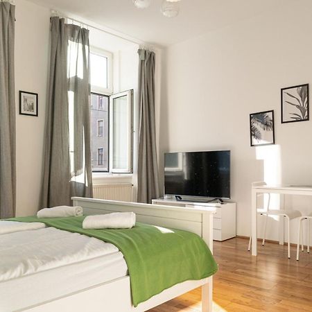 Comfortable 3Br Shared Apart. - Suitable For Long Stays Wien Ngoại thất bức ảnh